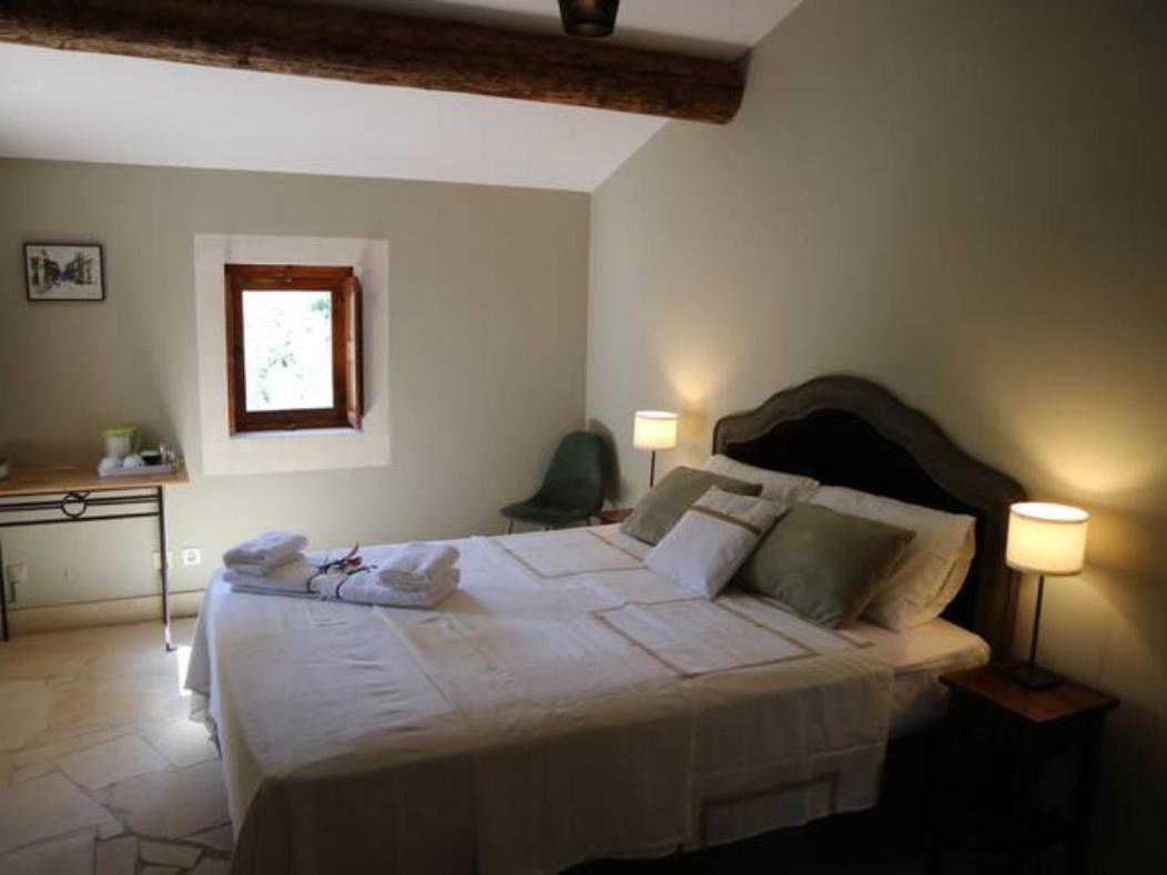 Mas Du Rollier Chambres D'Hotes Eygalieres  Bagian luar foto