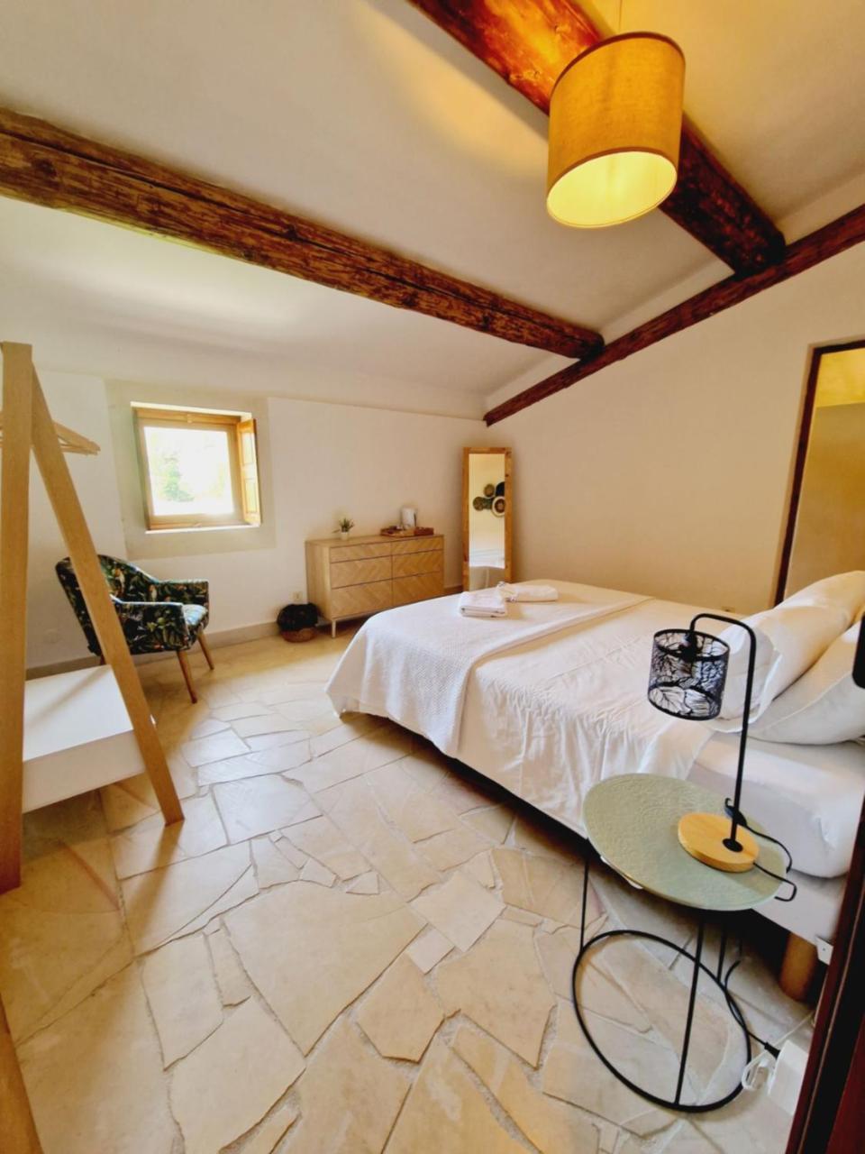 Mas Du Rollier Chambres D'Hotes Eygalieres  Bagian luar foto