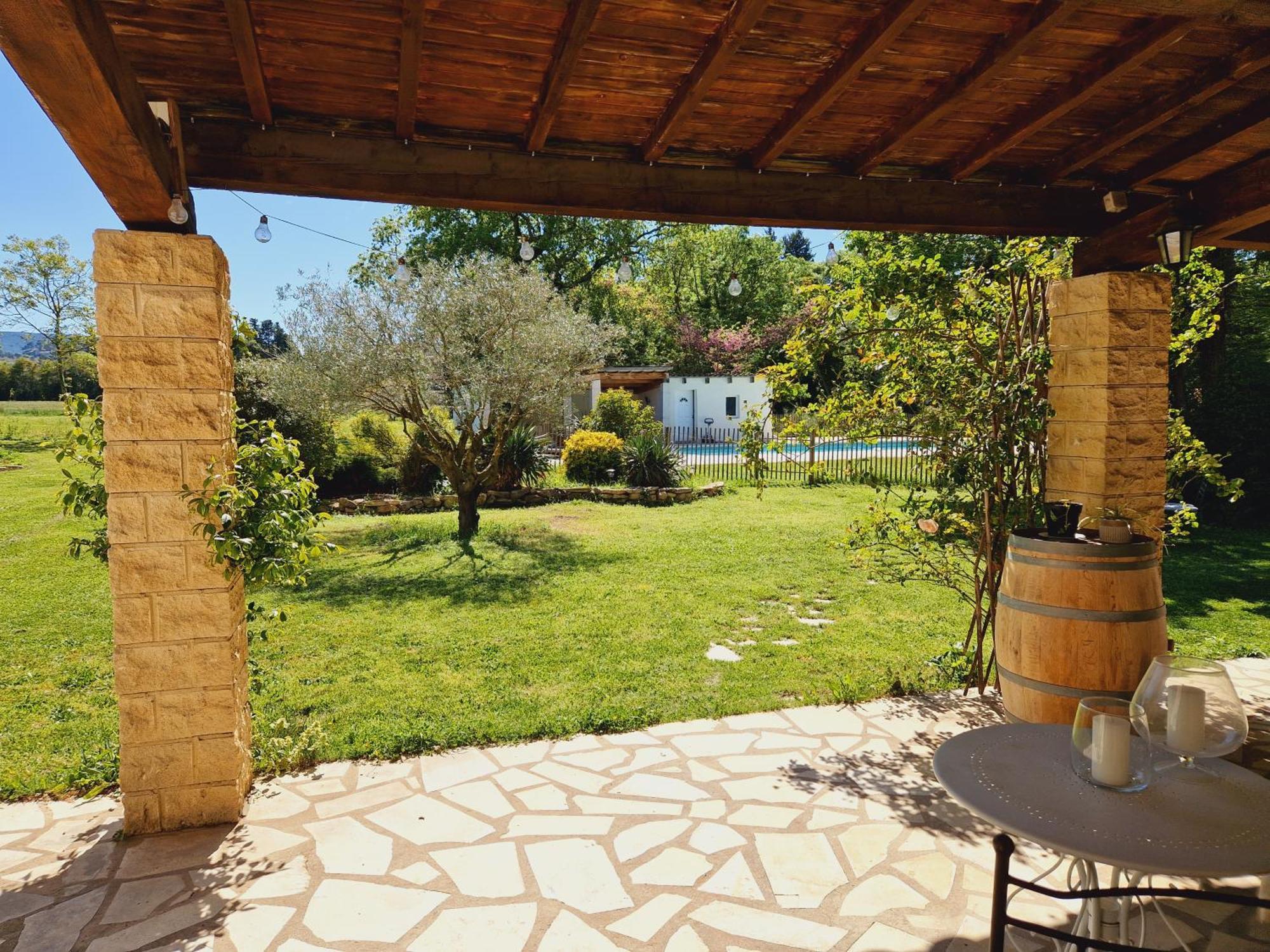 Mas Du Rollier Chambres D'Hotes Eygalieres  Bagian luar foto