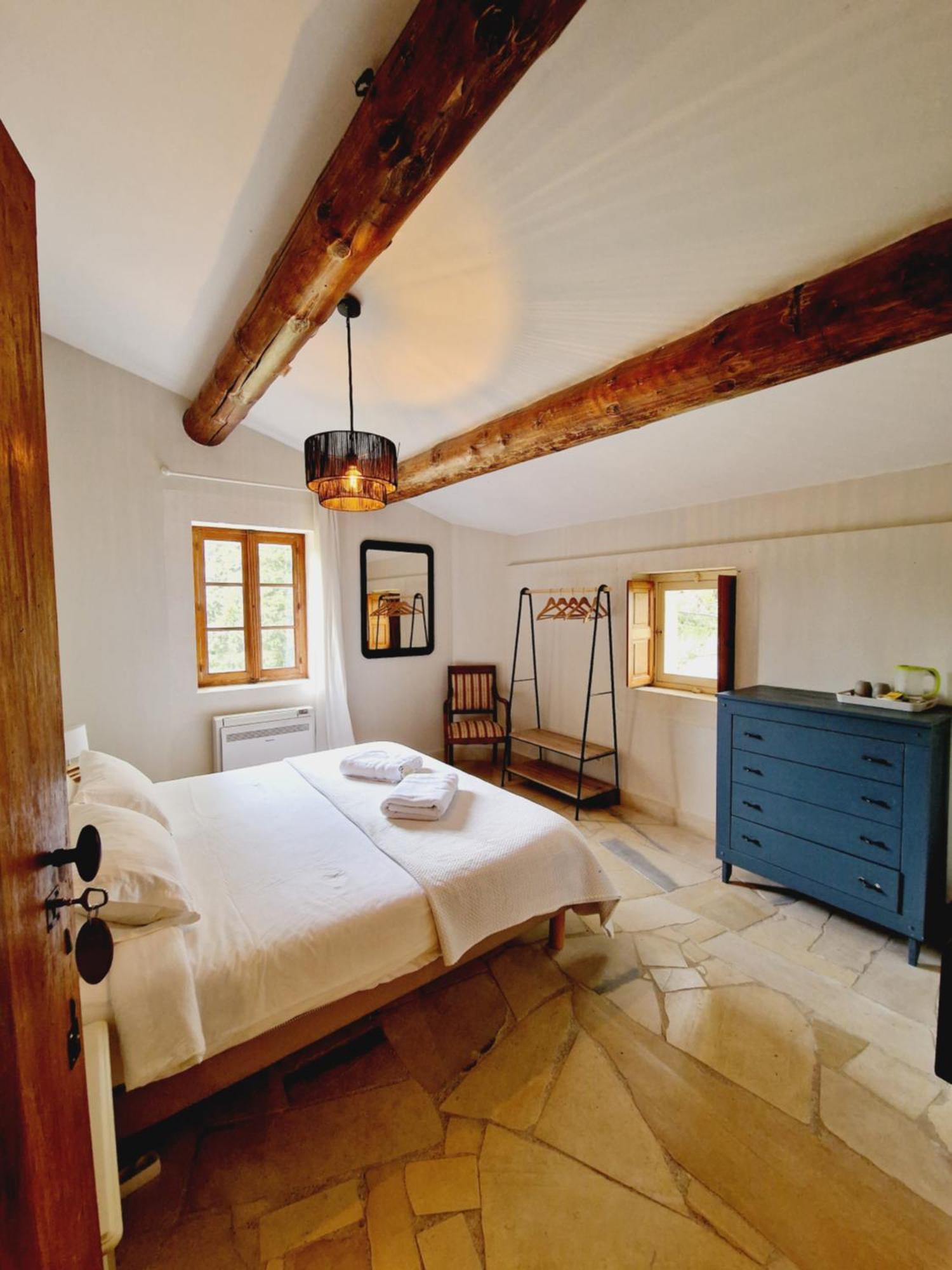 Mas Du Rollier Chambres D'Hotes Eygalieres  Bagian luar foto