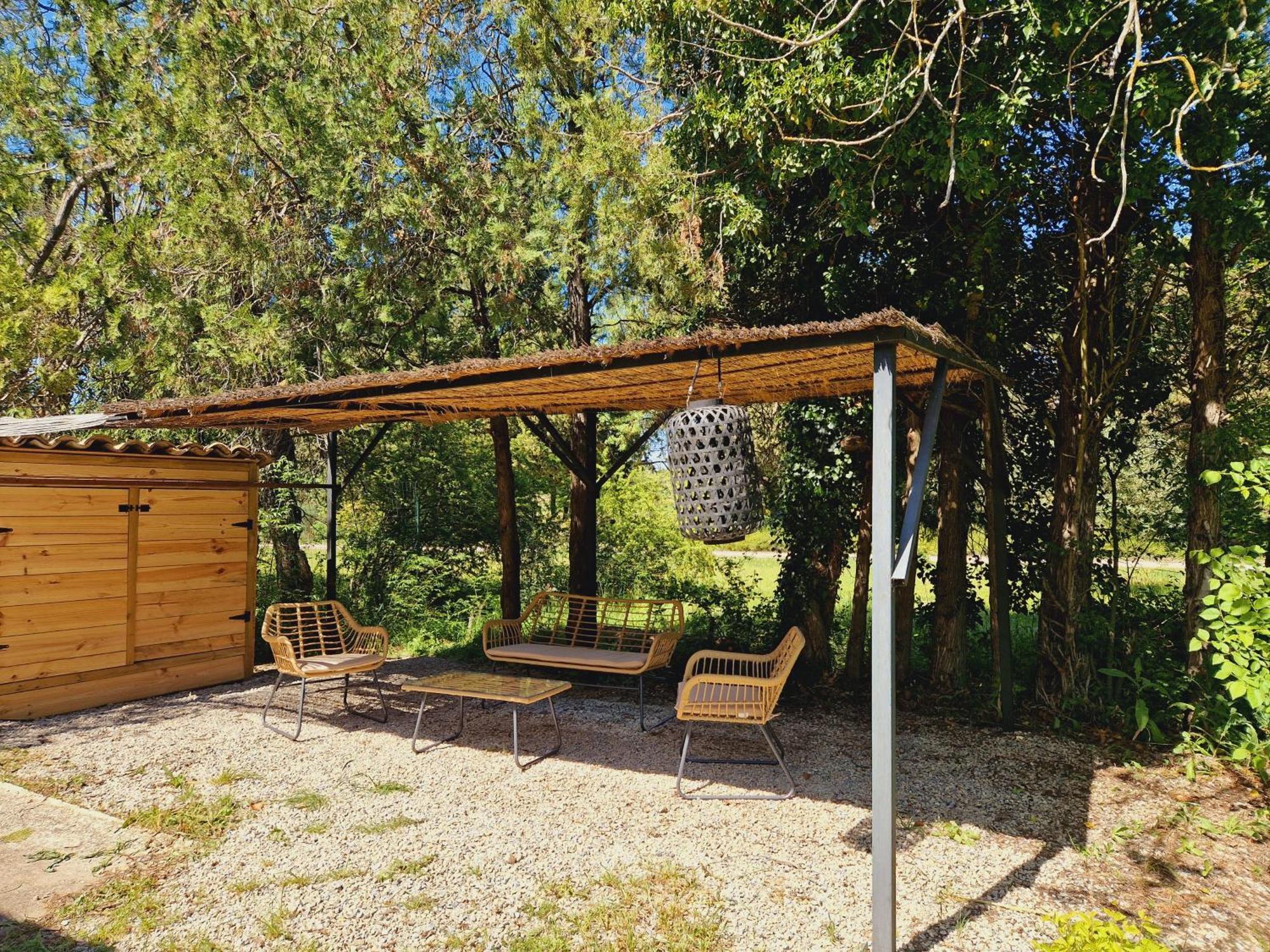 Mas Du Rollier Chambres D'Hotes Eygalieres  Bagian luar foto